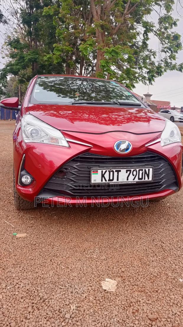 Toyota Vitz 2019 Red