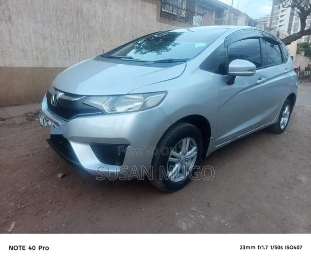 Honda Fit 2015 Silver