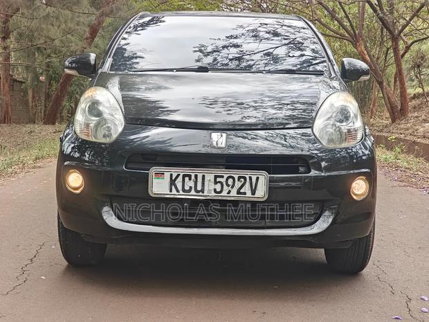 Toyota Passo 2012 Black