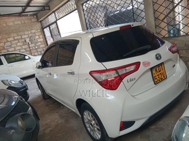 Toyota Vitz 2017 White