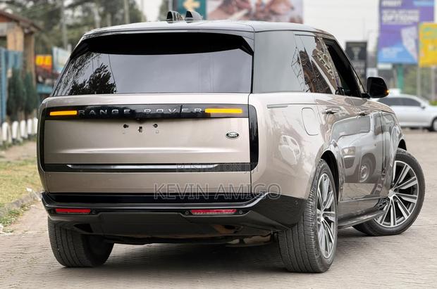 Land Rover Range Rover Vogue 2022 Silver
