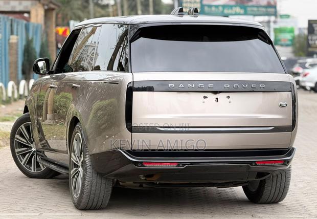 Land Rover Range Rover Vogue 2022 Silver