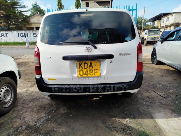 Toyota Probox 1.5 DX 4WD 2013 White
