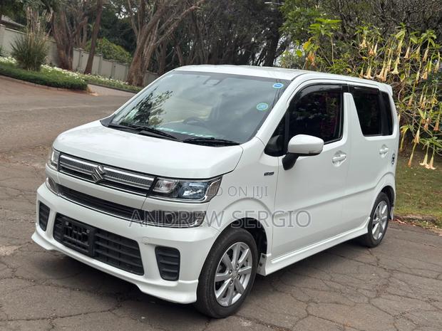 Suzuki Wagon R 660 Hybrid AWD 2019 White