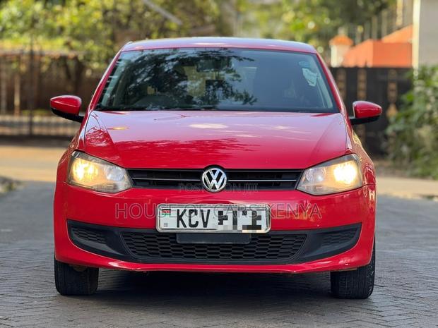 Volkswagen Polo 2012 Red