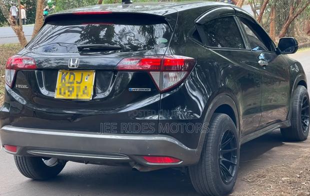 Honda Vezel 2016 Burgundy