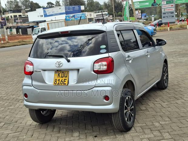 Toyota Passo 1.0 FWD 2018 Silver
