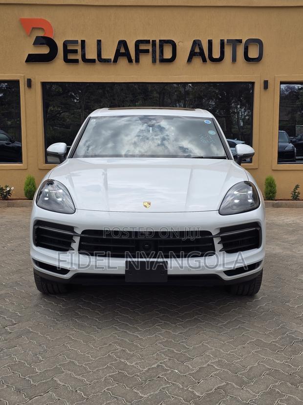 Porsche Cayenne S AWD 2019 White