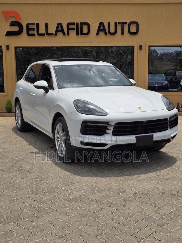 Porsche Cayenne S AWD 2019 White