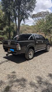 Toyota Hilux 3.0 D-4D Double Cab 4x4 Raider 2007 Black for sale