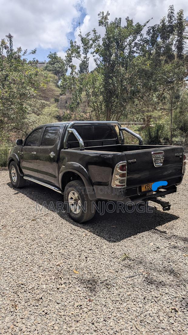 Toyota Hilux 3.0 D-4D Double Cab 4x4 Raider 2007 Black