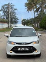 Toyota Corolla Fielder 2015 White for sale