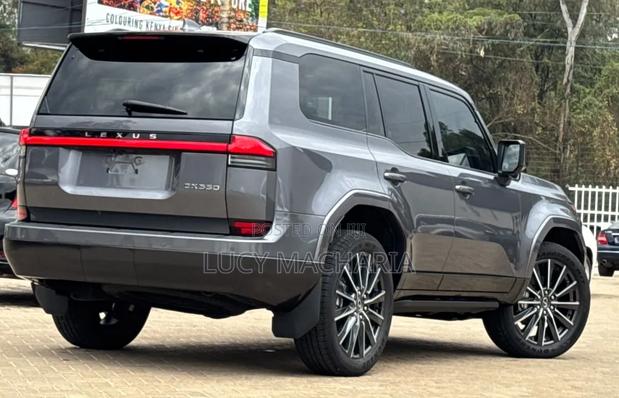 Lexus GX 2025 Gray
