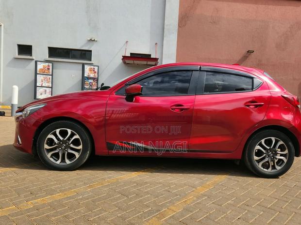 Mazda Demio 2018 Red