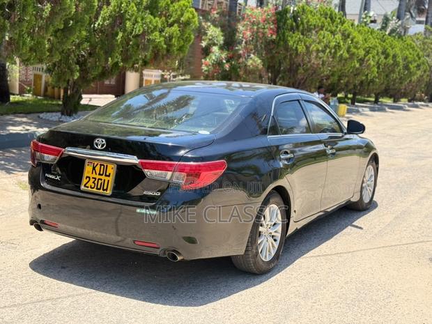 Toyota Mark X 2016 Black