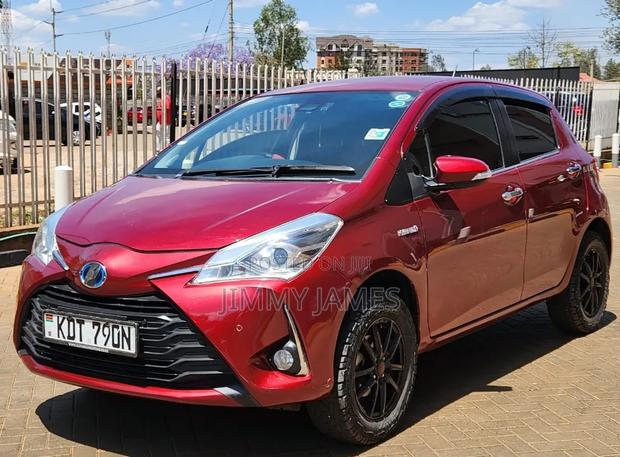 Toyota Vitz 2019 Red