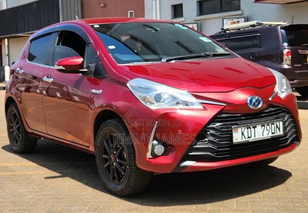 Toyota Vitz 2019 Red