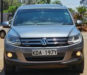 Volkswagen Tiguan 2015 Gray for sale