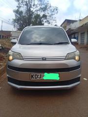 Toyota Spade 2015 Silver for sale