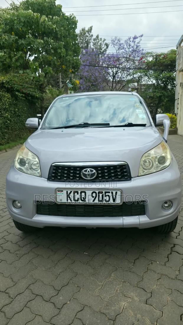 Toyota Rush 1.5 AWD 2011 Silver