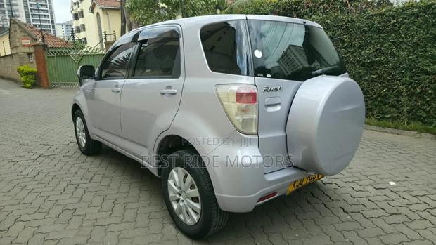 Toyota Rush 1.5 AWD 2011 Silver