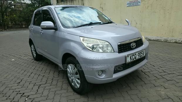 Toyota Rush 1.5 AWD 2011 Silver