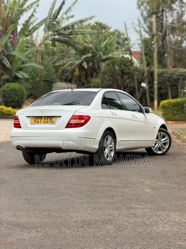Mercedes-Benz C200 2012 White