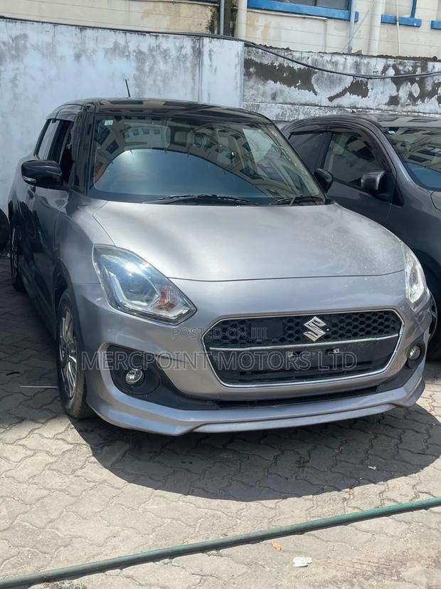 Suzuki Swift 2019 Gray