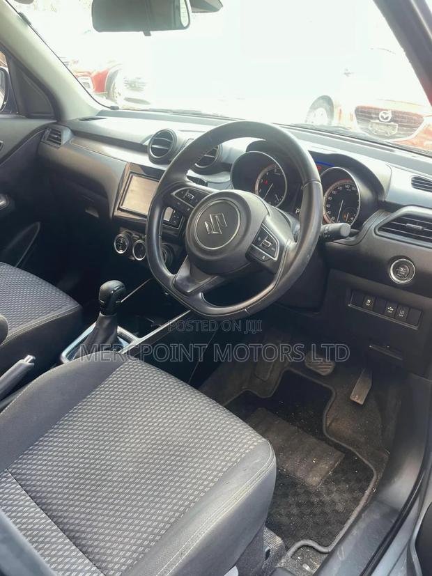Suzuki Swift 2019 Gray