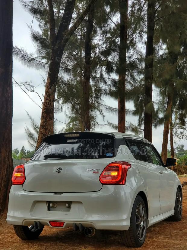 Suzuki Swift 2019 White