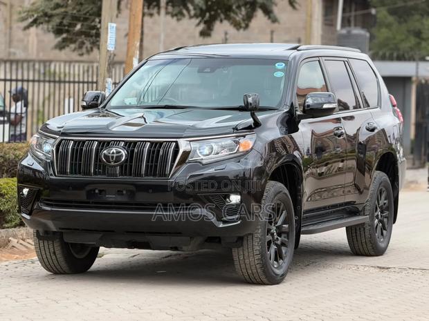 Toyota Land Cruiser Prado 2021 Black