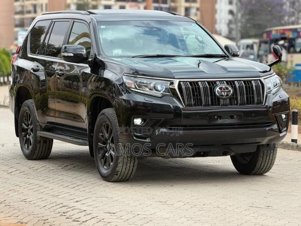 Toyota Land Cruiser Prado 2021 Black