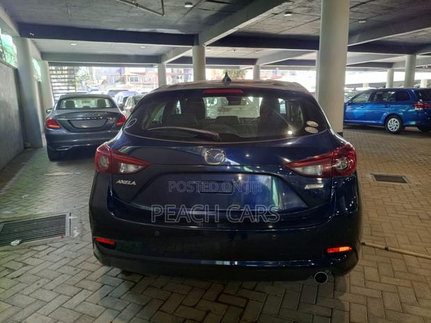 Mazda Axela 2018 Blue