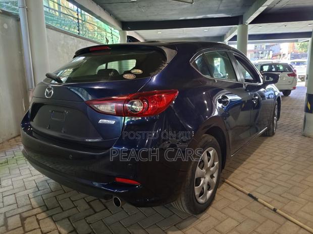 Mazda Axela 2018 Blue