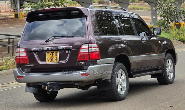 Toyota Land Cruiser Prado 2006 Maroon