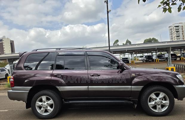 Toyota Land Cruiser Prado 2006 Maroon