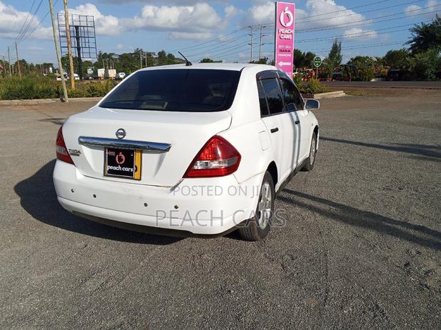 Nissan Tiida 2008 White