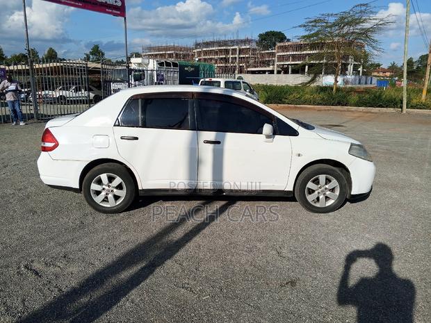 Nissan Tiida 2008 White