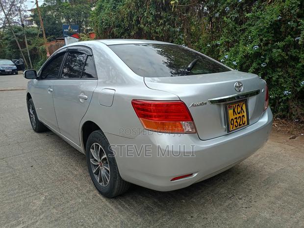 Toyota Allion 2011 Silver