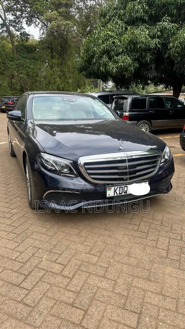 Mercedes-Benz E400 2017 Black
