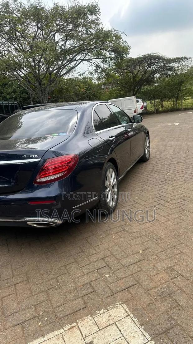 Mercedes-Benz E400 2017 Black