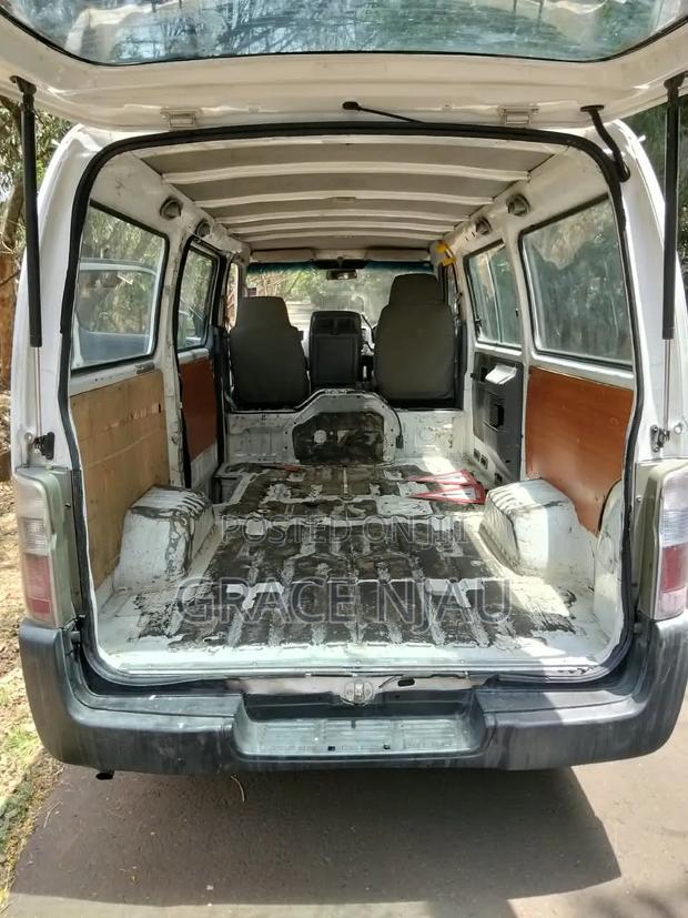 Nissan Caravan 2008 White