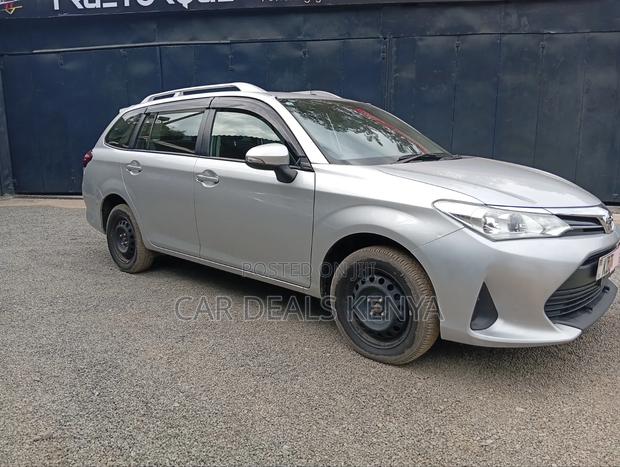 Toyota Corolla Fielder 1.5 Petrol FWD 2019 Silver