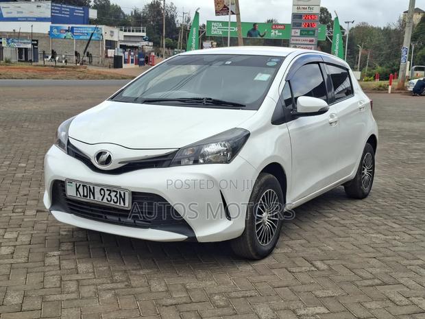 Toyota Vitz 1.3 FWD 5dr 2016 White