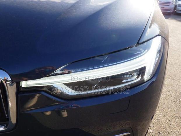 Volvo XC60 T5 Inscription AWD 2019 Blue