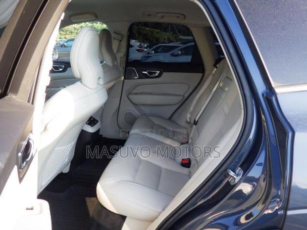 Volvo XC60 T5 Inscription AWD 2019 Blue