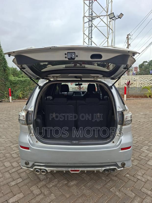 Toyota Wish 2011 Ivory