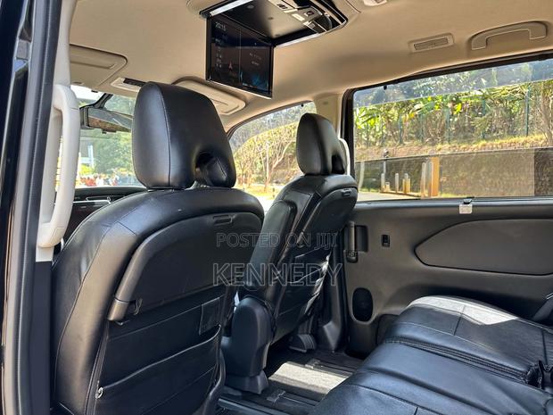 Nissan Serena 2019 Black