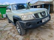 Nissan Patrol 3.0 TD GL 2006 Gold for sale
