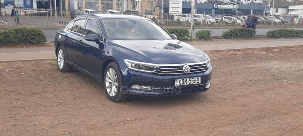 Volkswagen Passat 2016 Blue